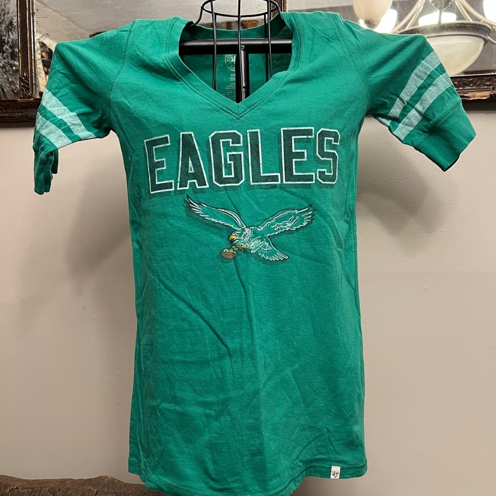 ‘47 Brand Philadelphia Eagles Woman’s Vintage T-SHIRT Size Small